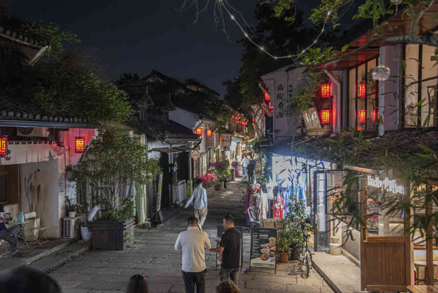 China - Hangzhou 094 - Hefang Street.jpg